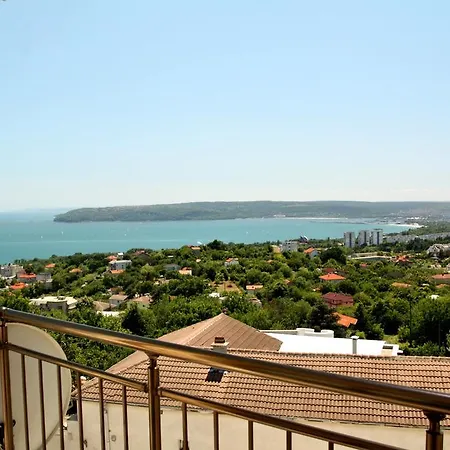 Lovely With Stunning Sea View *